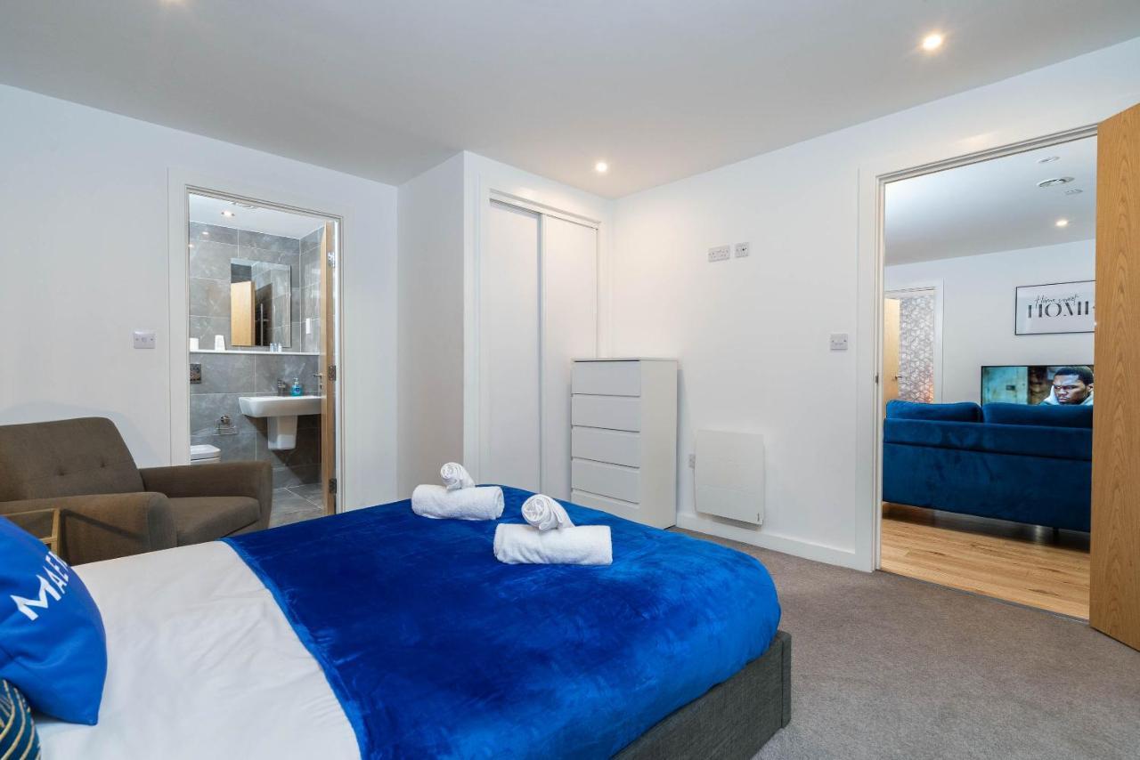 Maevela Apartments - Luxury Broad St Apartment - 2 Bed, 2 Bath - City Centre/Cube/Mailbox - With Underground Parking ✓- L Shape Sofa, Large 50 Inch Smart Tv With Free Netflix & Wifi Birmingham Exterior foto